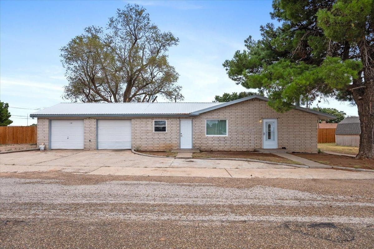 508 3rd Street Plains, TX 79355 - Photo 1 of 26 Photo 1