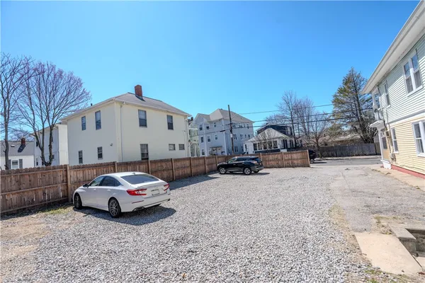 $700,000 | 231 West River Street, Providence, RI 02908