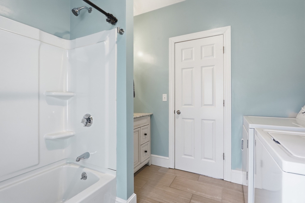 94 Summit Street, Unit 2 Clinton, MA 01510 - Photo 25 of 29