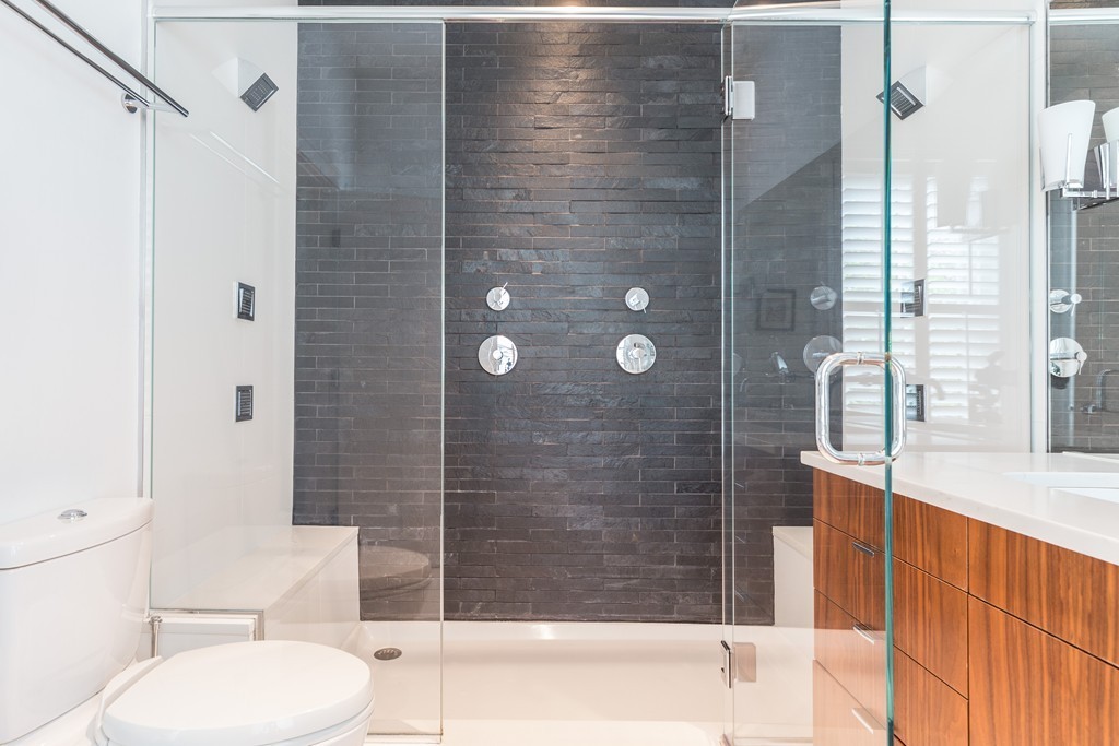 33 Upton Street, Unit 2 Boston, MA 02118 - Photo 11 of 17