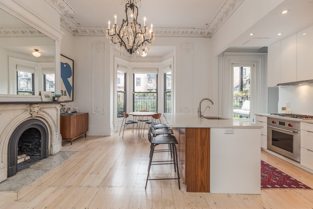 33 Upton Street, Unit 2 Boston, MA 02118 - Photo 4 of 17