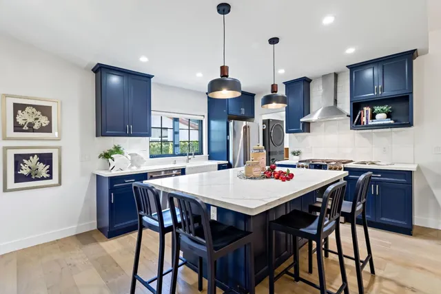 $2,850,000 | 2030 Sand Hill Road, Menlo Park, CA 94025