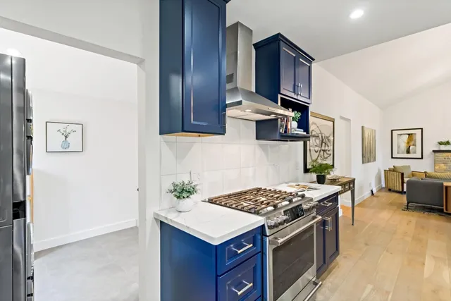 $2,850,000 | 2030 Sand Hill Road, Menlo Park, CA 94025