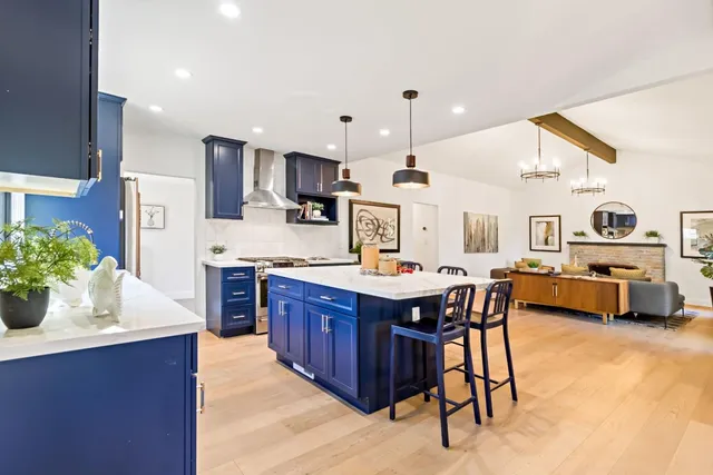 $2,850,000 | 2030 Sand Hill Road, Menlo Park, CA 94025