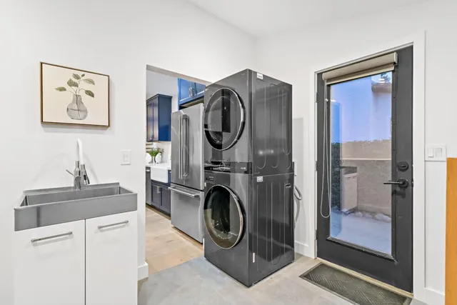 $2,850,000 | 2030 Sand Hill Road, Menlo Park, CA 94025