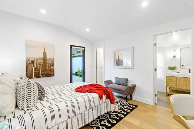 $2,850,000 | 2030 Sand Hill Road, Menlo Park, CA 94025