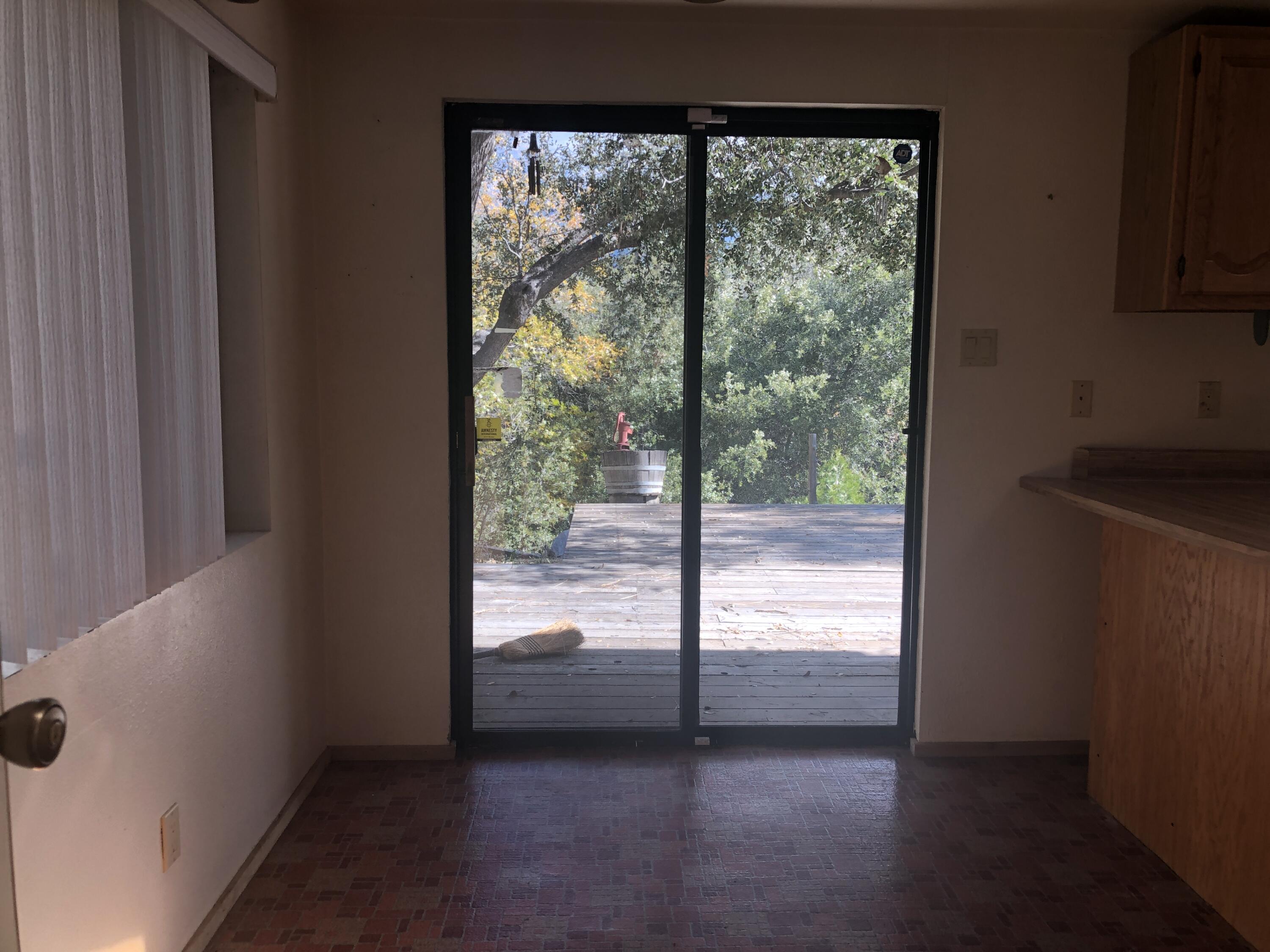 25360 Cedar Glen Drive Idyllwild, CA 92549 - Photo 17 of 47 a view of an empty room and window