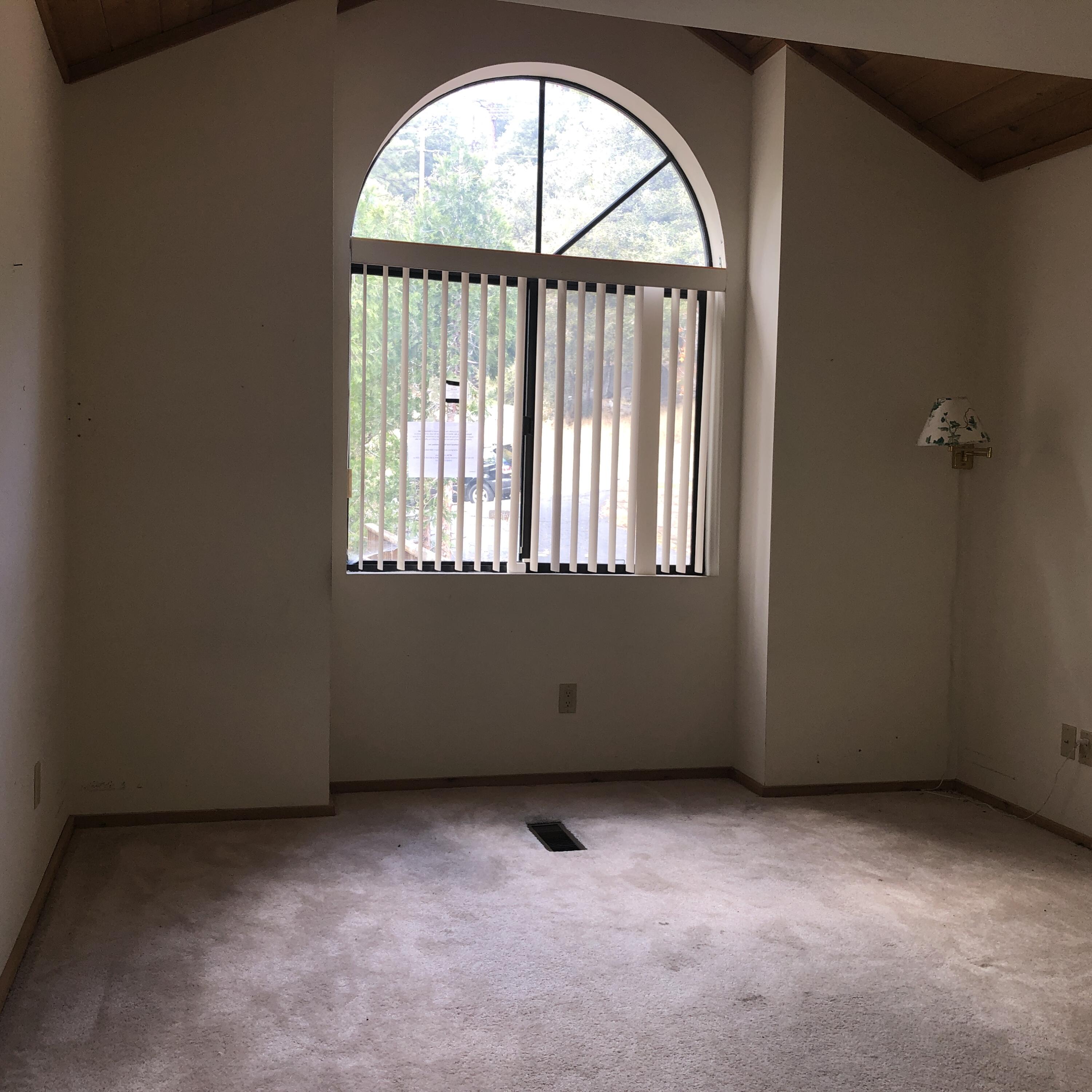 25360 Cedar Glen Drive Idyllwild, CA 92549 - Photo 33 of 47 an empty room with a window