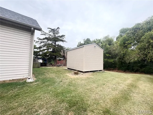 $245,000 | 523 West Bottom Avenue, Columbia, IL 62236