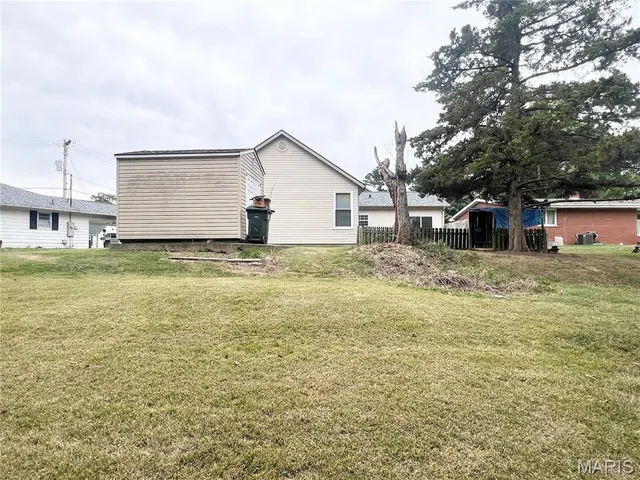 $245,000 | 523 West Bottom Avenue, Columbia, IL 62236