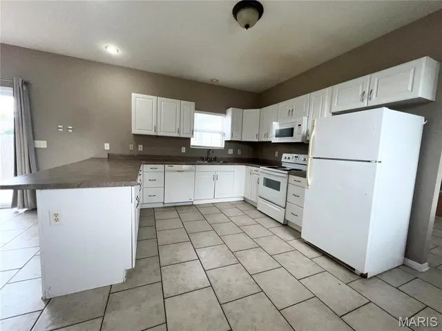 $245,000 | 523 West Bottom Avenue, Columbia, IL 62236