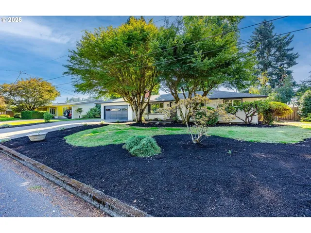 $494,500 | 2795 Kalmia Street, Eugene, OR 97404