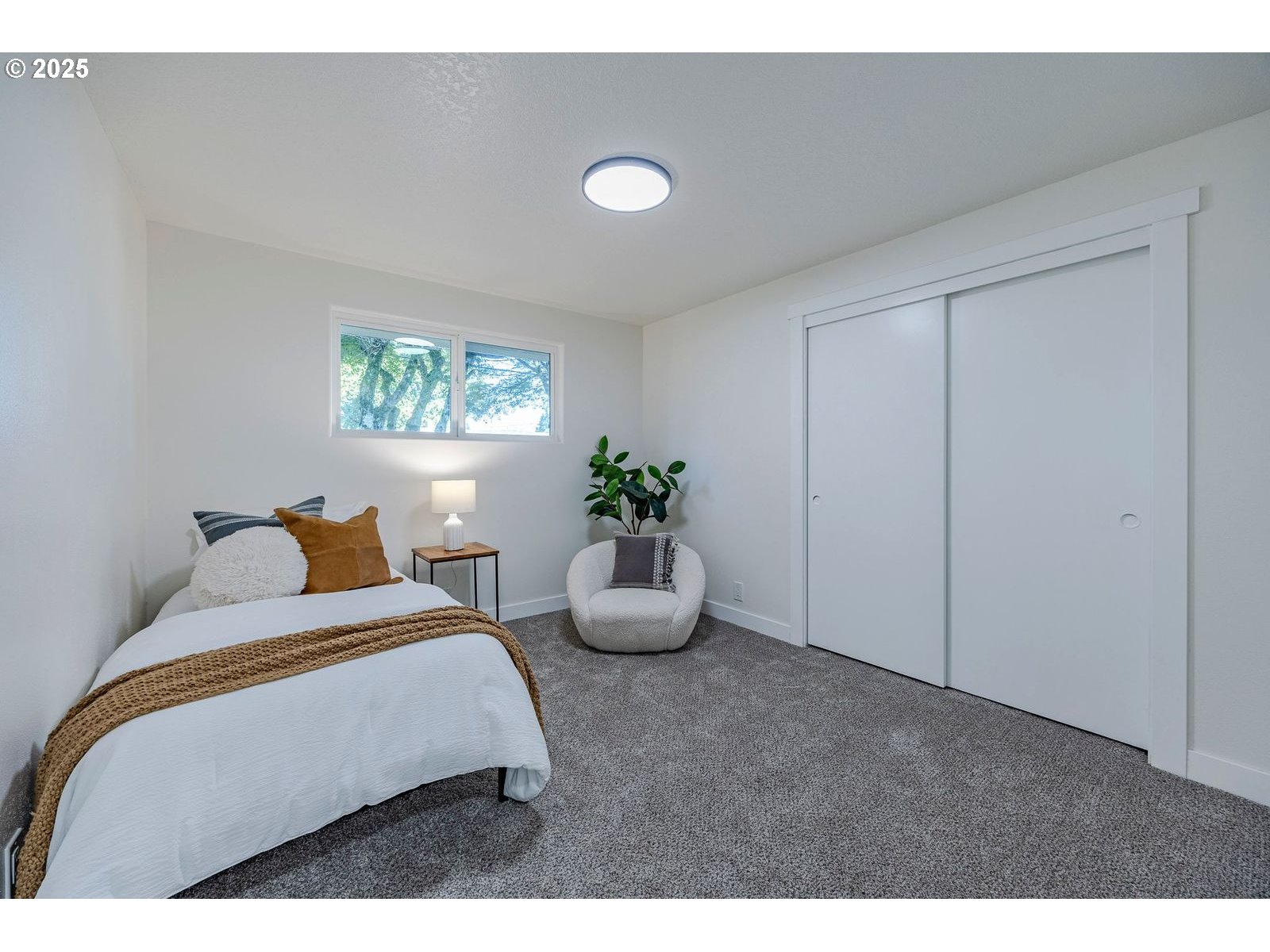 2795 Kalmia Street Eugene, OR 97404 - Photo 35 of 46