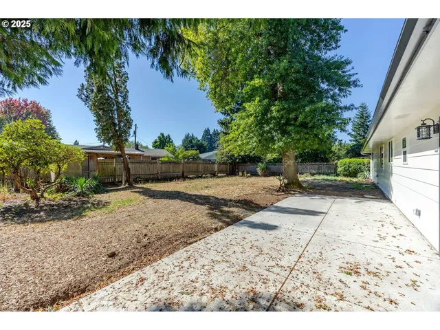 $494,500 | 2795 Kalmia Street, Eugene, OR 97404