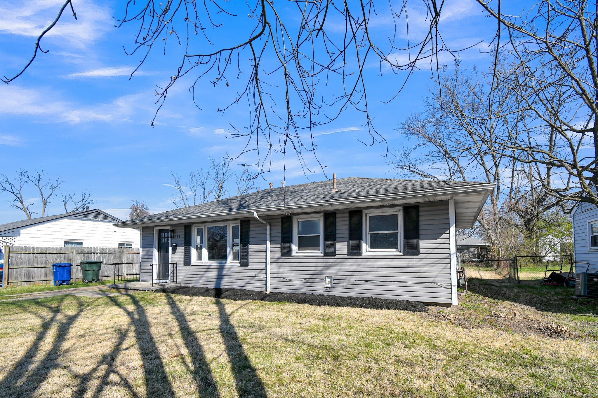 4538 Grimsby Road Columbus, OH 43227 - Photo 2 of 21 3-web-or-mls-4538-grimsby-rd