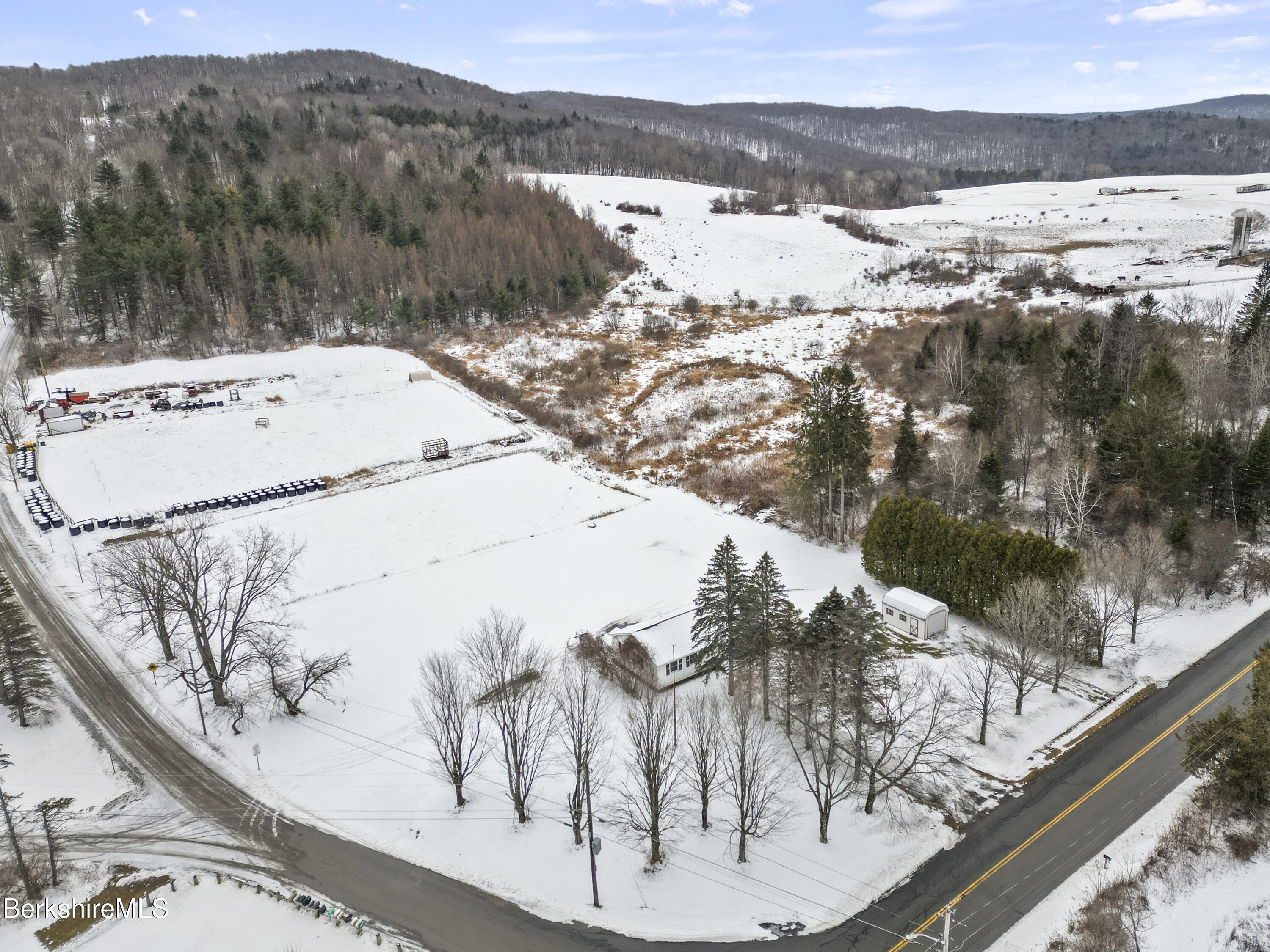 1416 Windsor Road Cheshire, MA 01225 - Photo 29 of 33