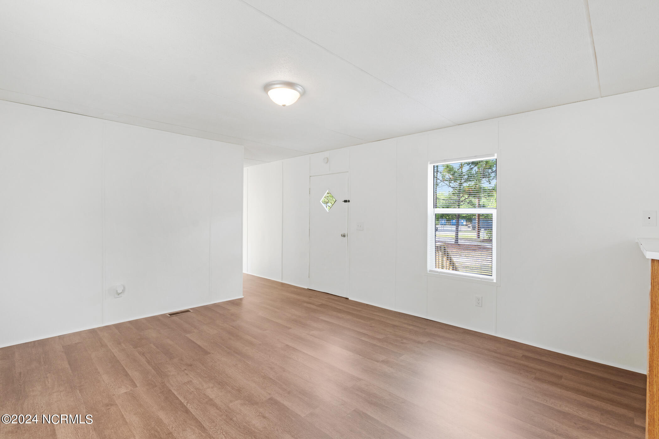 172 Addor Road Pinebluff, NC 28373 - Photo 21 of 30 Living Room