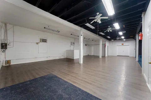 $299,000 | 1719 Gentry Street, Houston, TX 77009