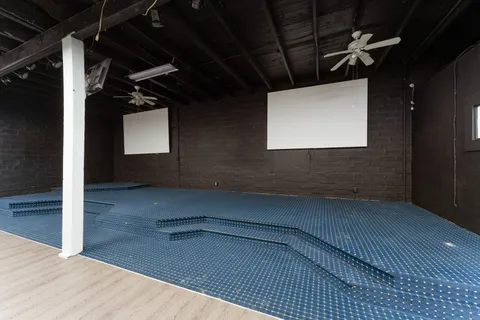 $299,000 | 1719 Gentry Street, Houston, TX 77009