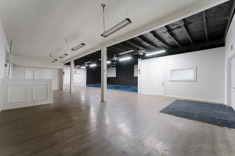 $299,000 | 1719 Gentry Street, Houston, TX 77009