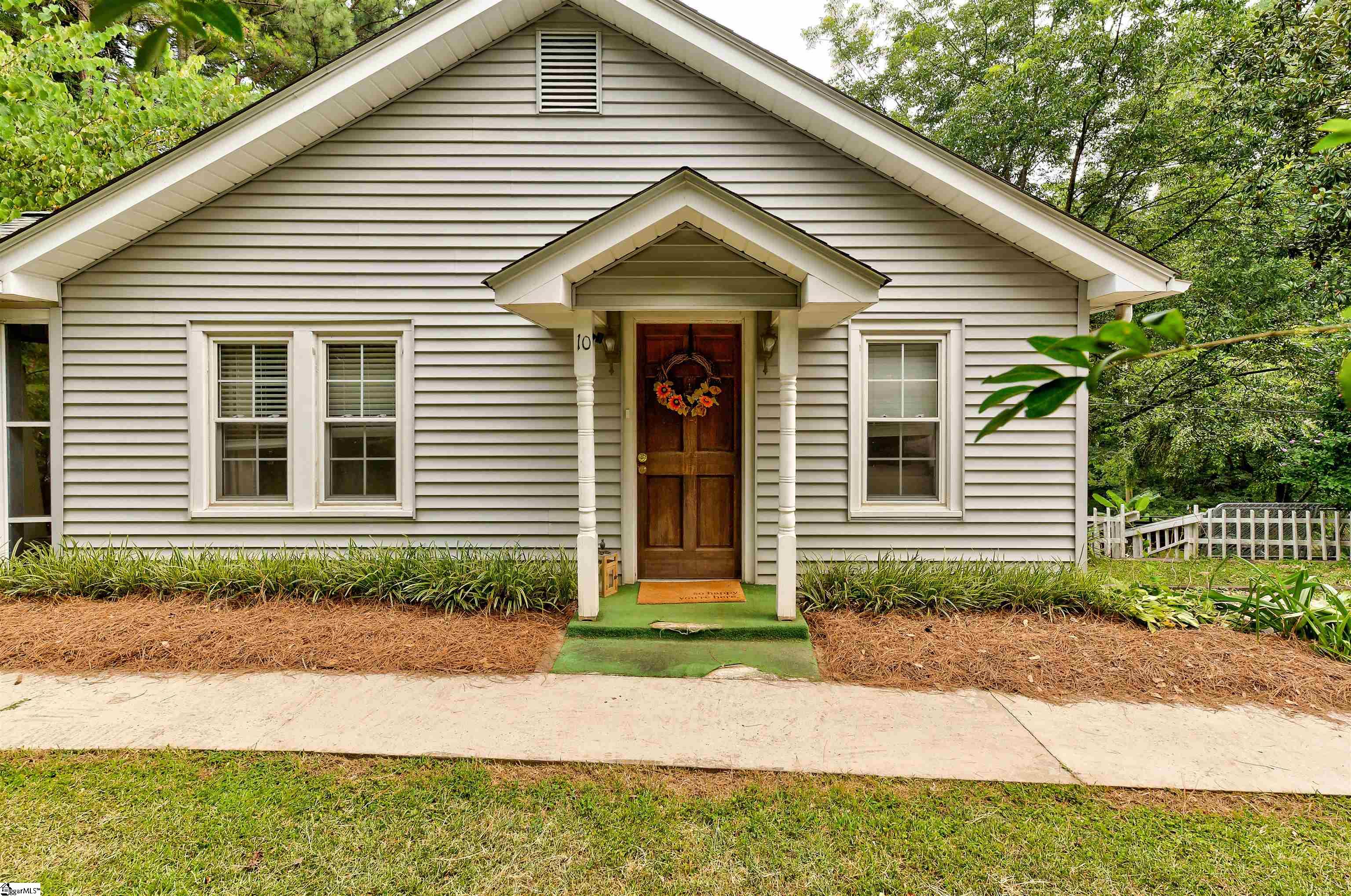 10 Arlington Road Greer, SC 29651 - Photo 1 of 20 Gallery Image 1