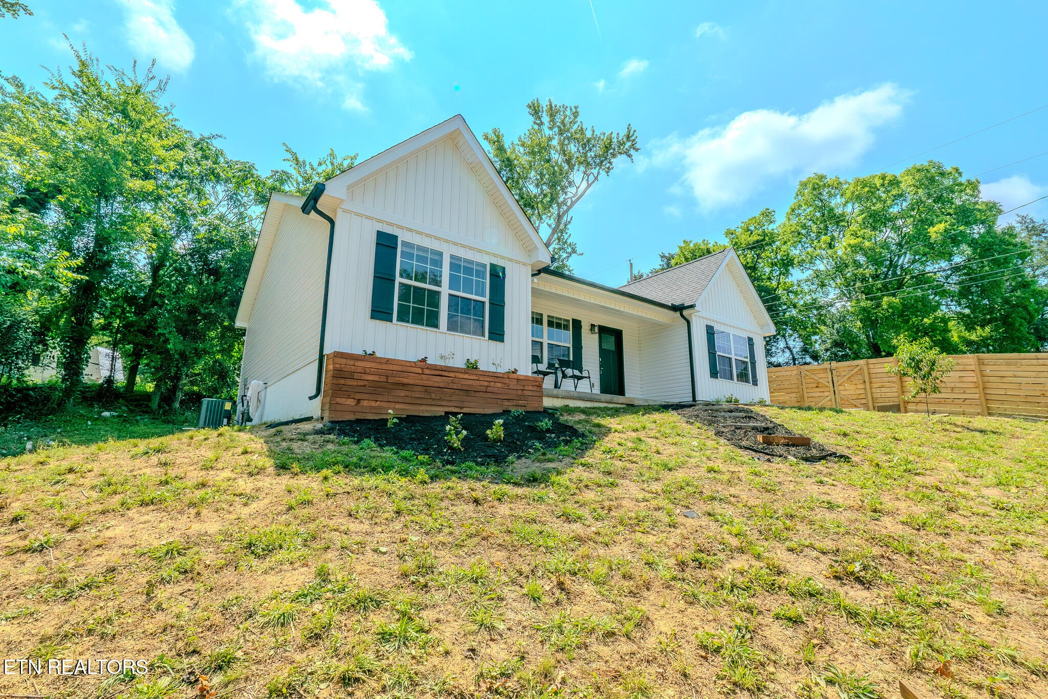 229 Edgewood Avenue Clinton, TN 37716 - Photo 24 of 31
