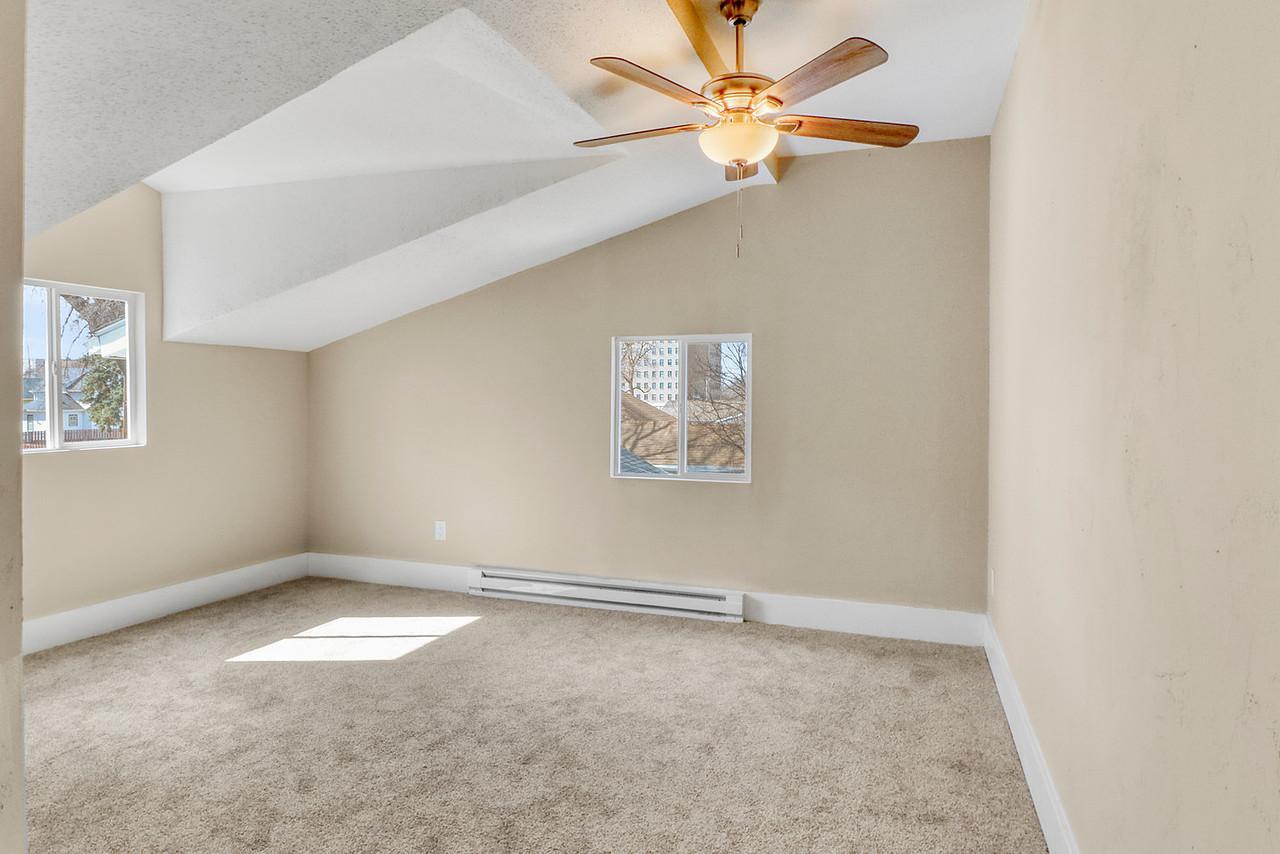 307 10th Street North Moorhead, MN 56560 - Photo 21 of 28