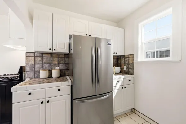 $1,698,000 | 1105 Summer Avenue, Burlingame, CA 94010