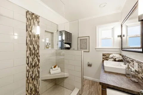 $1,698,000 | 1105 Summer Avenue, Burlingame, CA 94010