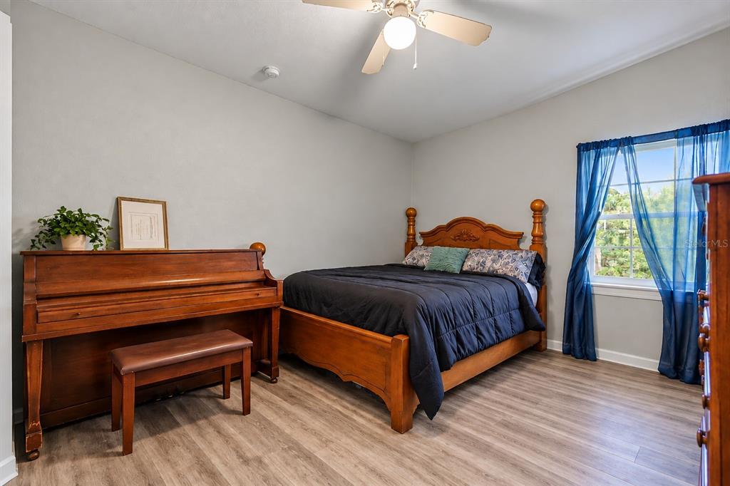 218 Park Ridge Avenue Temple Terrace, FL 33617 - Photo 13 of 19 Gallery Image 13