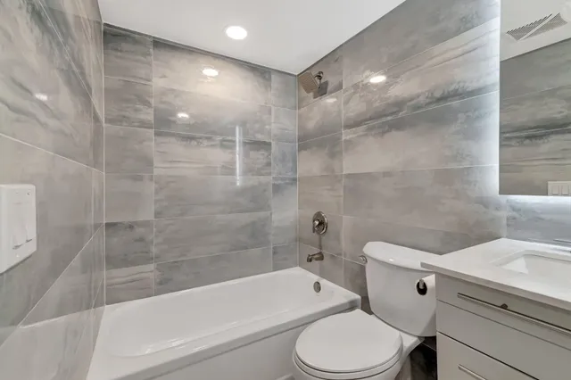 $2,850 | 6420 Boca Del Mar Drive, Unit 104, Boca Raton, FL 33433