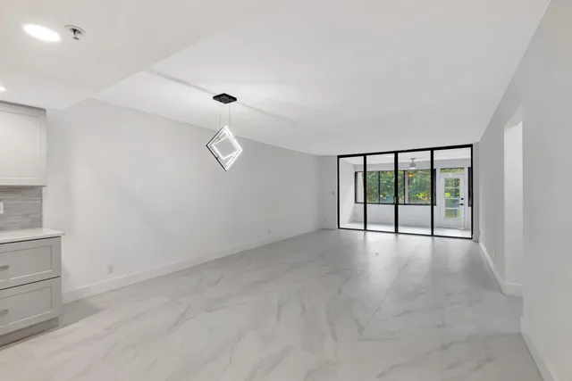 $2,850 | 6420 Boca Del Mar Drive, Unit 104, Boca Raton, FL 33433