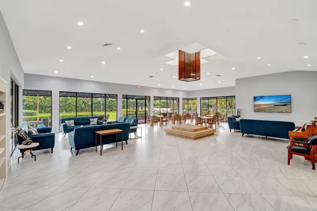 $2,850 | 6420 Boca Del Mar Drive, Unit 104, Boca Raton, FL 33433