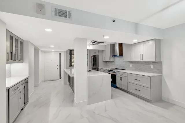 $2,850 | 6420 Boca Del Mar Drive, Unit 104, Boca Raton, FL 33433