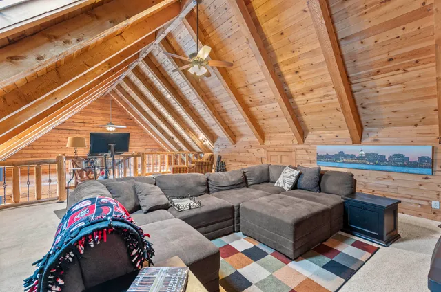 $789,000 | 2829 Evergreen Drive, Cambridge, WI 53523