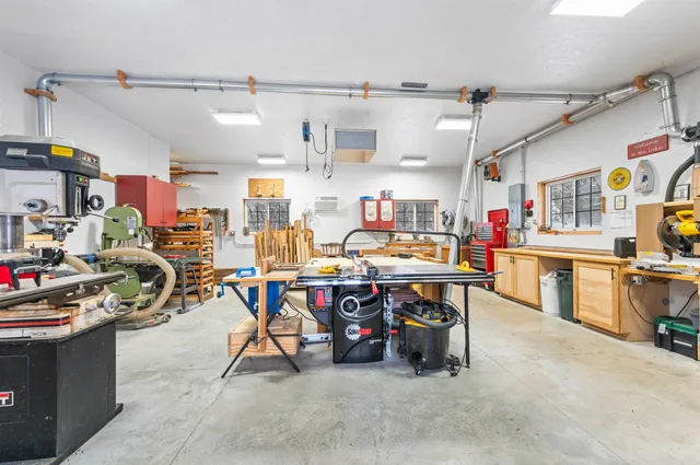 $789,000 | 2829 Evergreen Drive, Cambridge, WI 53523