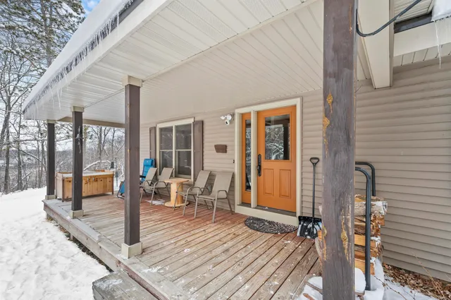 $789,000 | 2829 Evergreen Drive, Cambridge, WI 53523