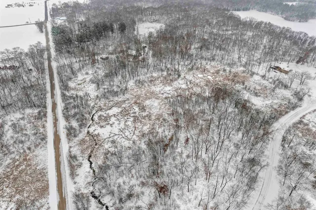 $789,000 | 2829 Evergreen Drive, Cambridge, WI 53523