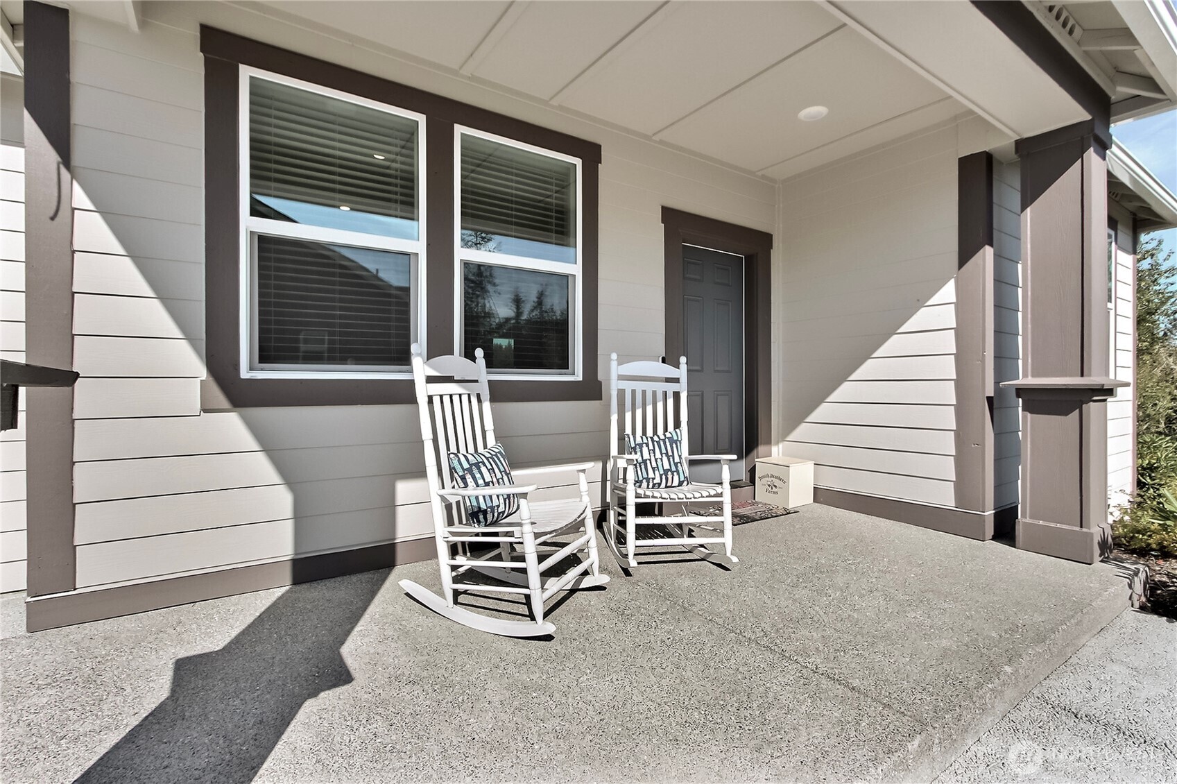 13449 192nd Street East Graham, WA 98338 - Photo 2 of 21