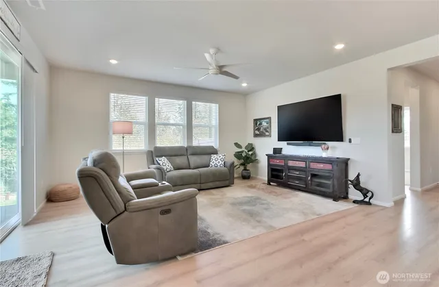 $625,000 | 13449 192nd Street East, Graham, WA 98338