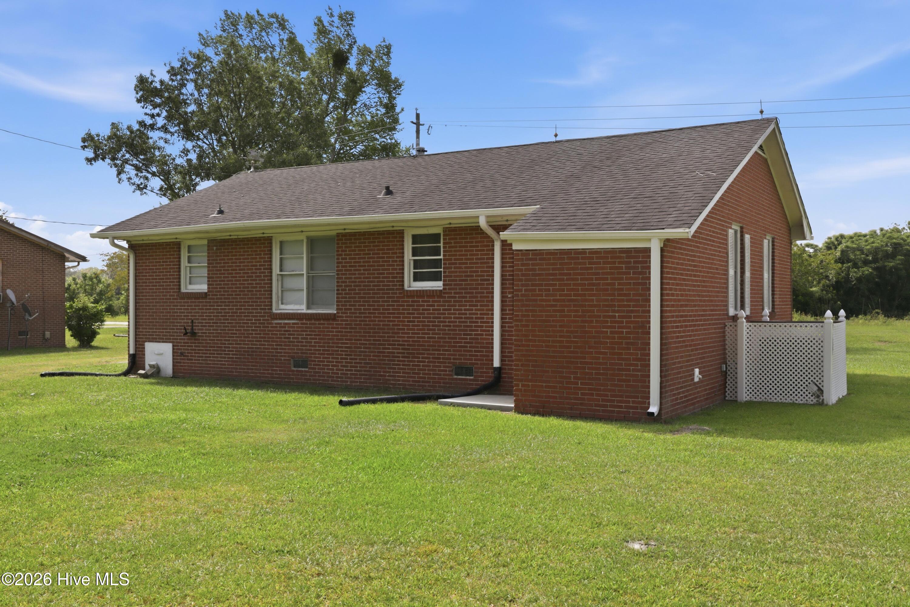 3236 Grainger Station Road Kinston, NC 28501 - Photo 20 of 29