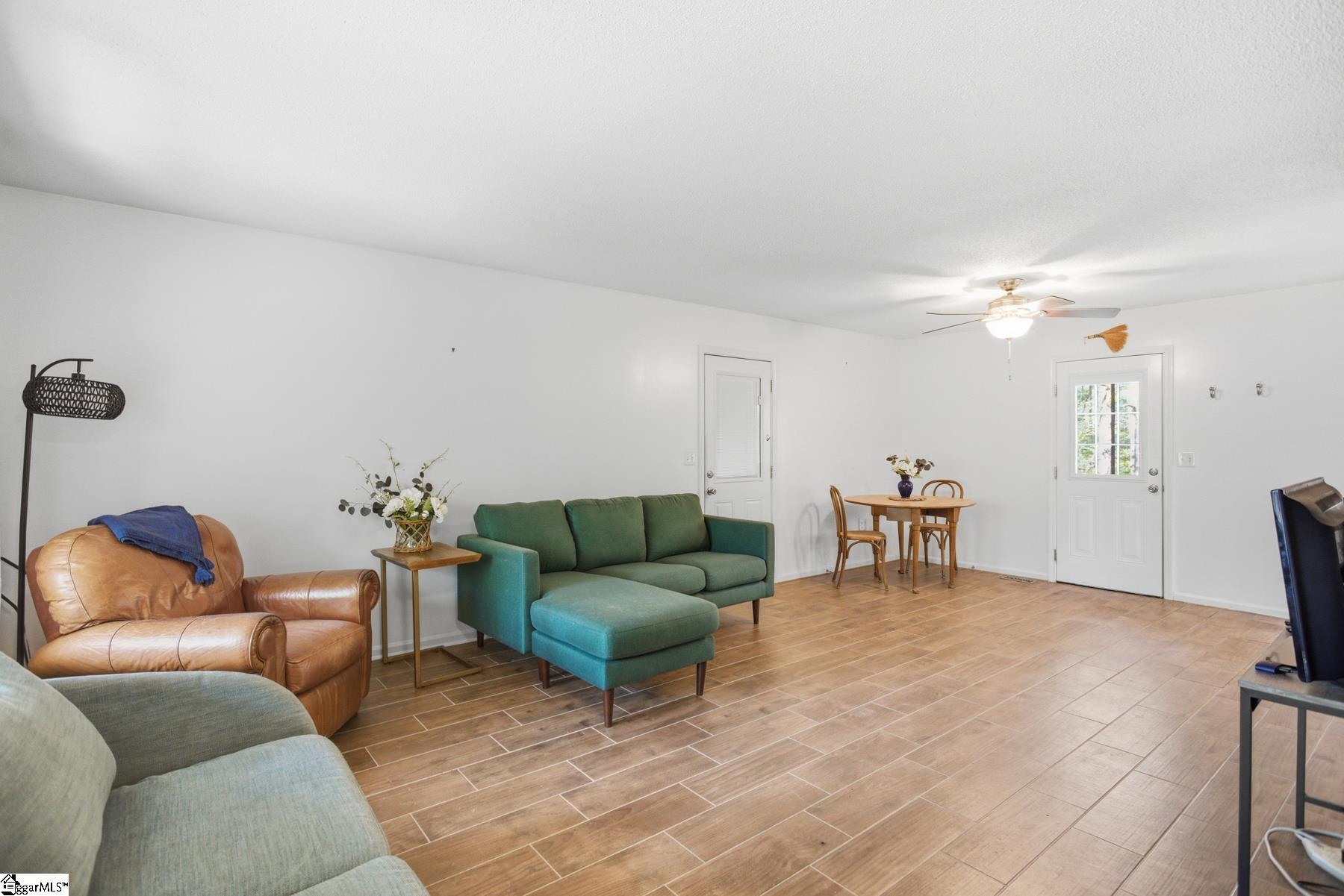 275 Mountain Springs Road West Union, SC 29696 - Photo 4 of 42