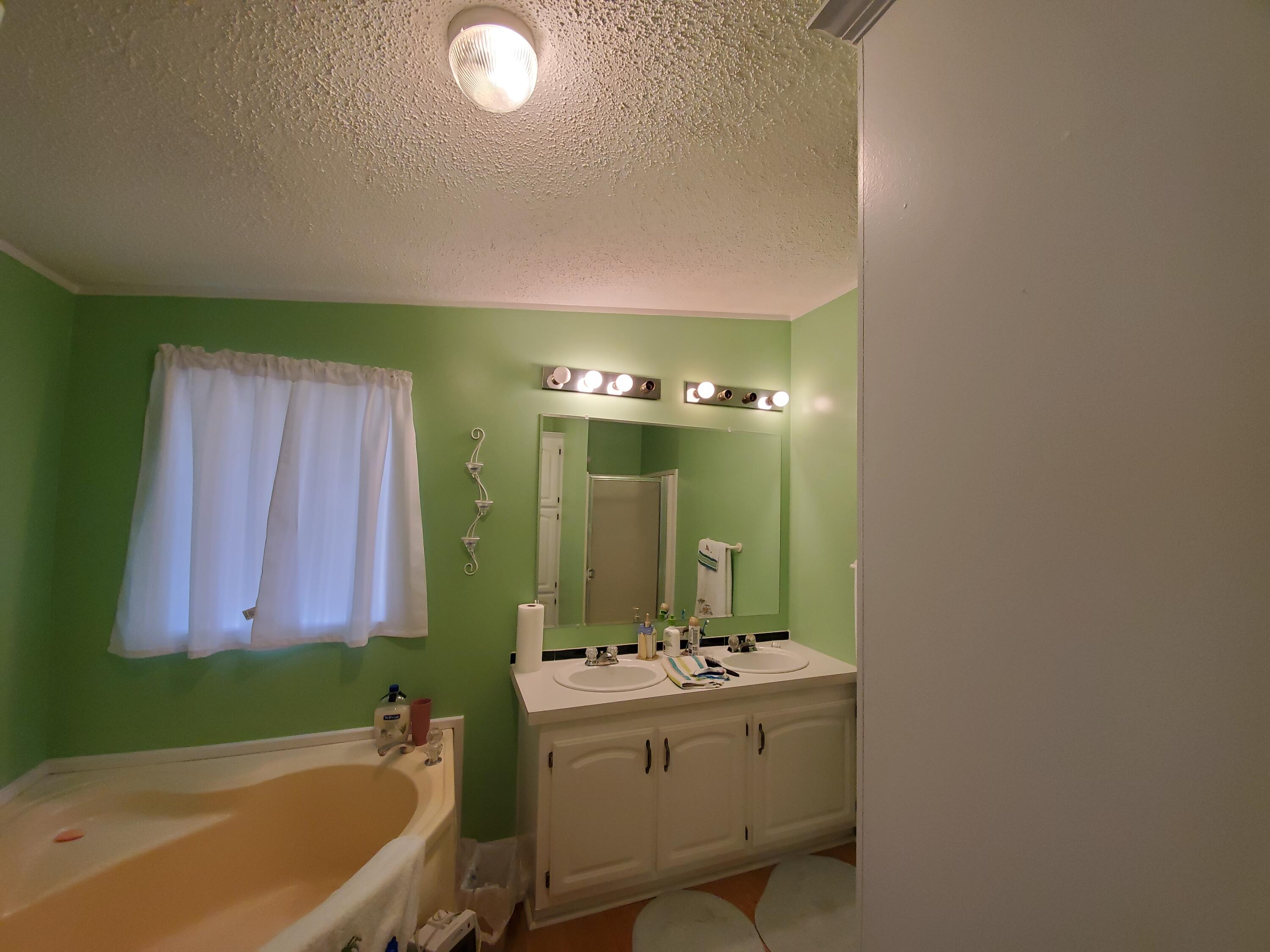 5530 North Flint Road Roscommon, MI 48653 - Photo 19 of 36 Gallery Image 19