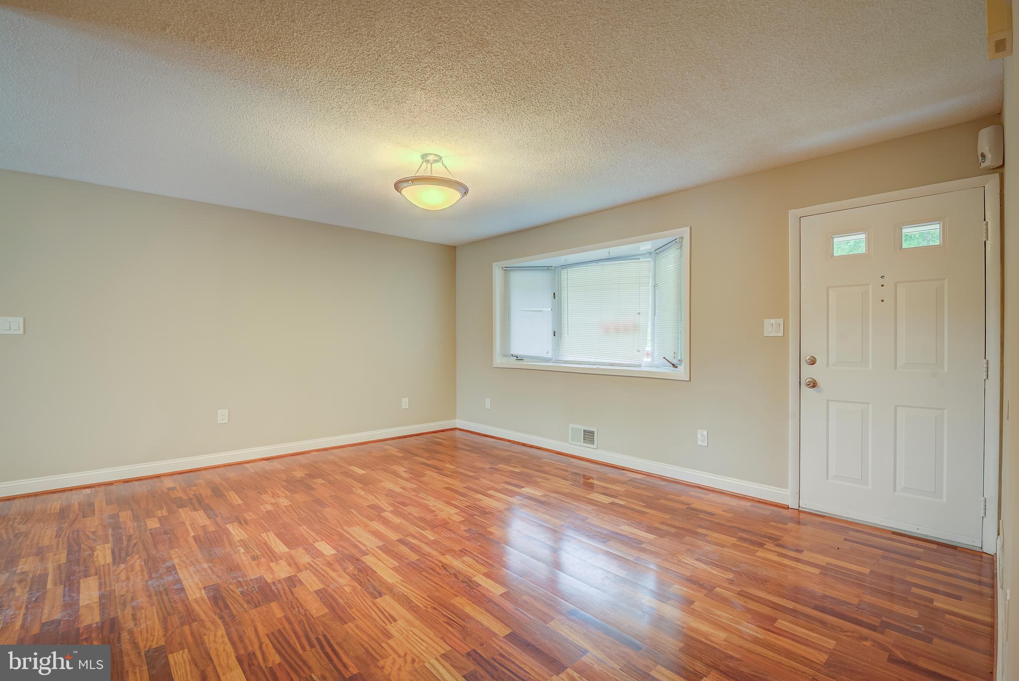 1908 Ritchie Road District Heights, MD 20747 - Photo 10 of 42 Living Room