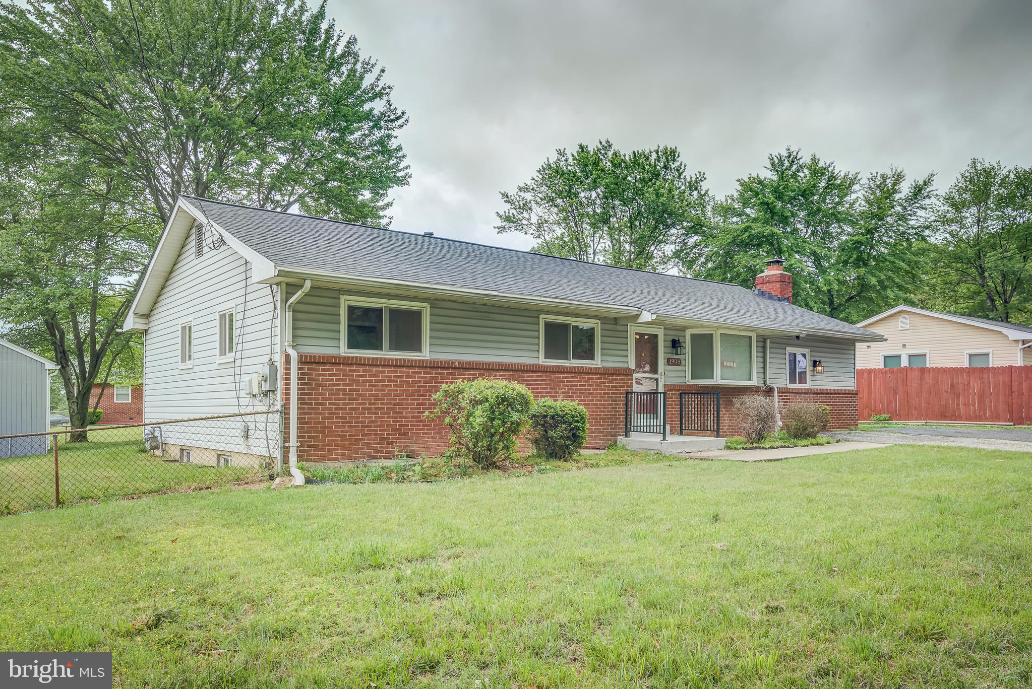1908 Ritchie Road District Heights, MD 20747 - Photo 5 of 42 Front