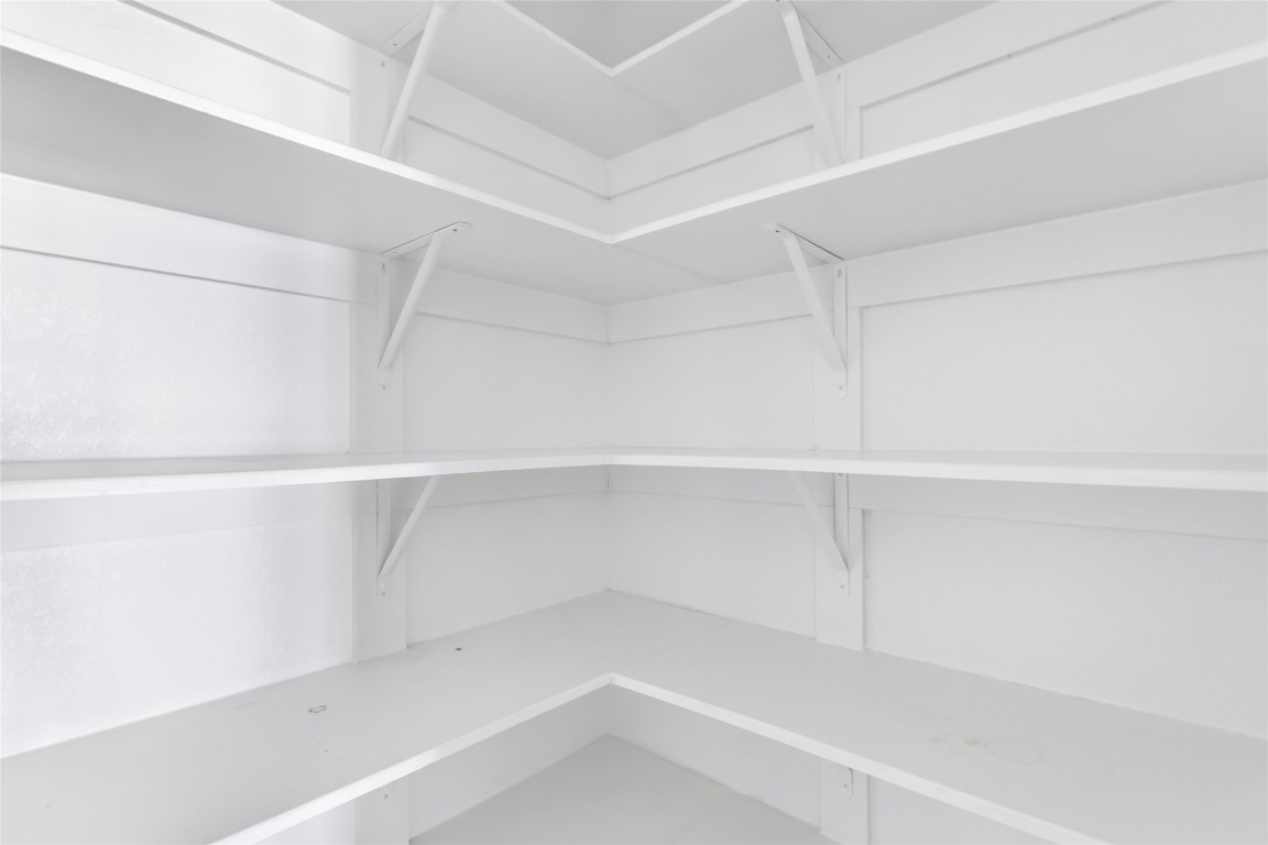 20811 Magical Merlin Way Tomball, TX 77375 - Photo 11 of 31 a view of an empty walk in closet