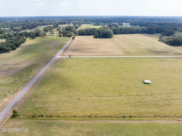 $115,313 | Tbd Begnaud Road, Unit LOT 2, Sunset, LA 70584