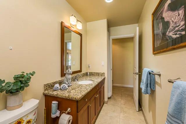 $998,000 | 73-4365 Lula Street, Kailua-Kona, HI 96740