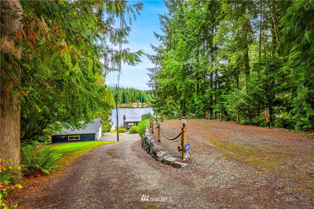 1817 Southwest Lake Roesiger Road Snohomish, WA 98290 - Photo 35 of 37 a view of a park with iron fence