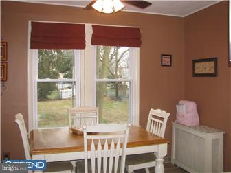 788 Woodlane Road Edgewater Park, NJ 08010 - Photo 8 of 12 Gallery Image 8